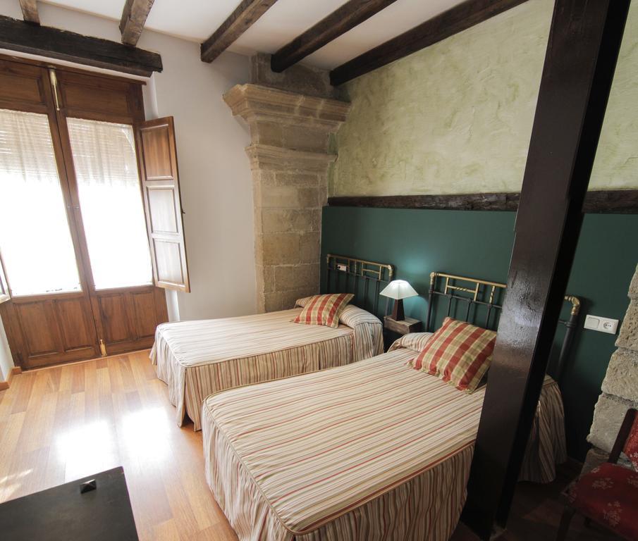 Vivienda Turistica Yamaries 호텔 우베다 외부 사진