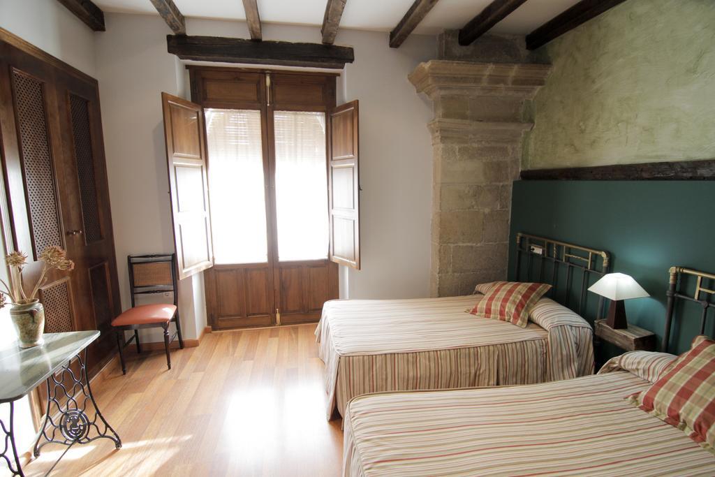 Vivienda Turistica Yamaries 호텔 우베다 외부 사진